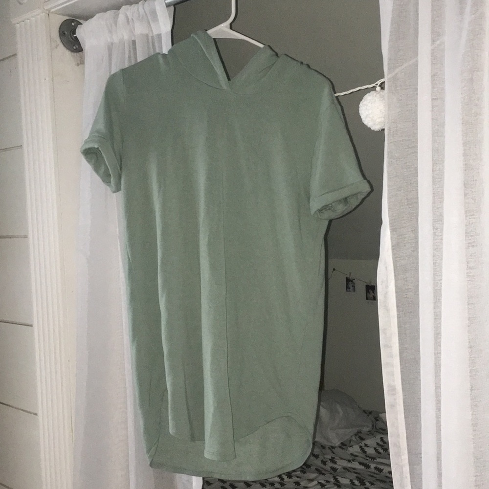 T shirt dress/ shirt (fits size small or medium)